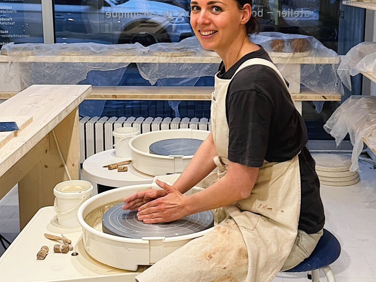 Initiation au tour de potier à Aix-les-Bains : immersion à l&rsquo;atelier Texture de Charlène&nbsp;Joannard